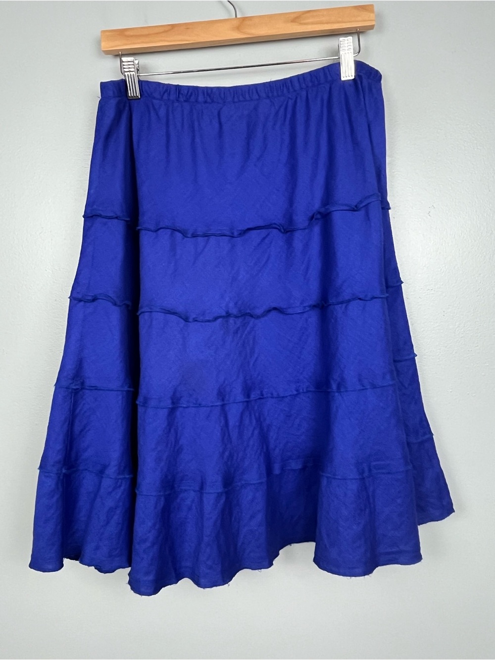 Soft Surroundings blue 100% linen tiered elastic waist pull on skirt, medium. - Picture 2 of 4
